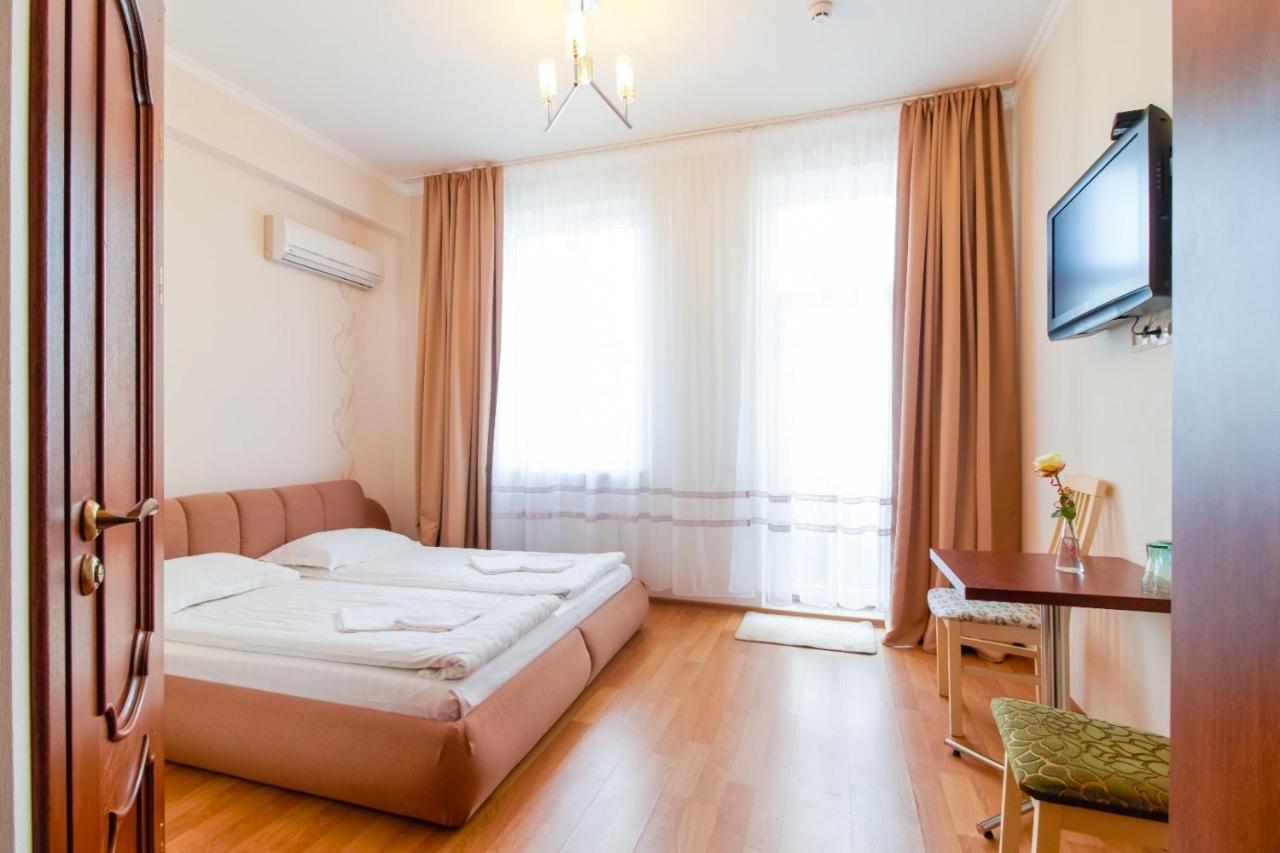 Orhideya Bed & Breakfast Lviv Exterior photo