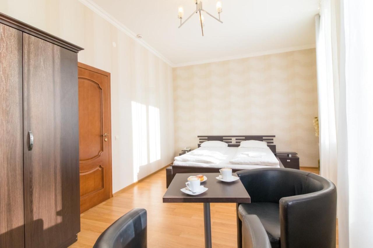 Orhideya Bed & Breakfast Lviv Exterior photo