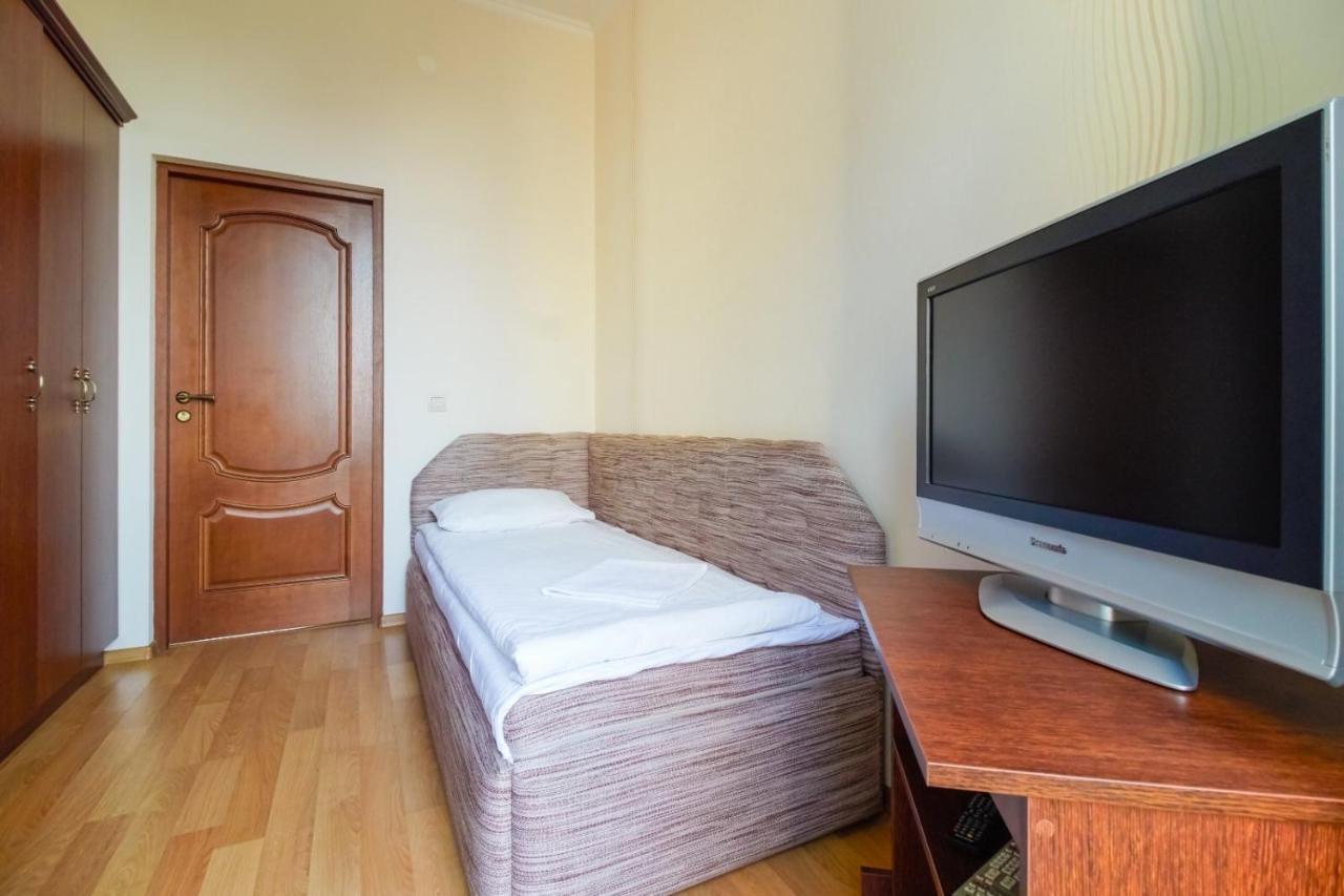 Orhideya Bed & Breakfast Lviv Exterior photo